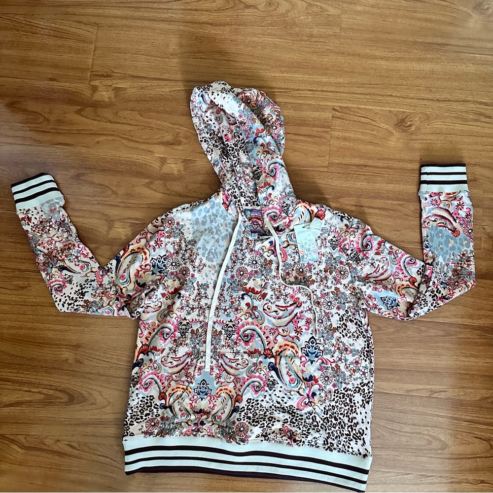 Nwt jungle paisley classic oversized hoodie